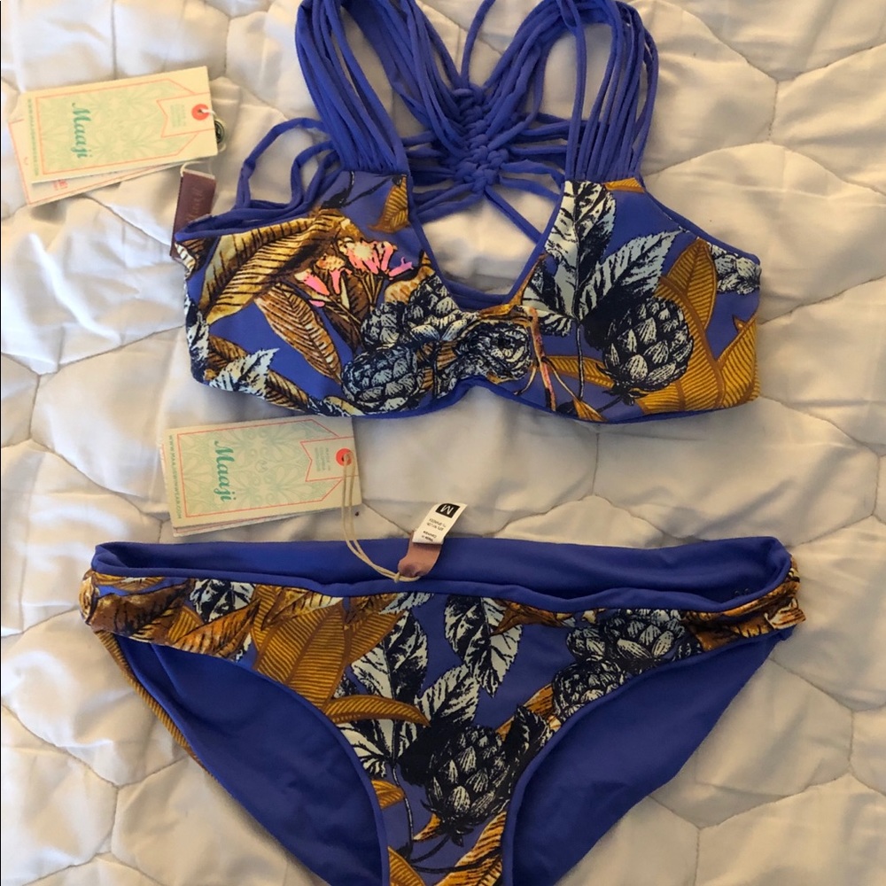 NWT Reversable maaji swimsuit